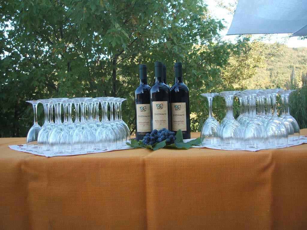 La Colombarola Agriturismo Farneto Zewnętrze zdjęcie