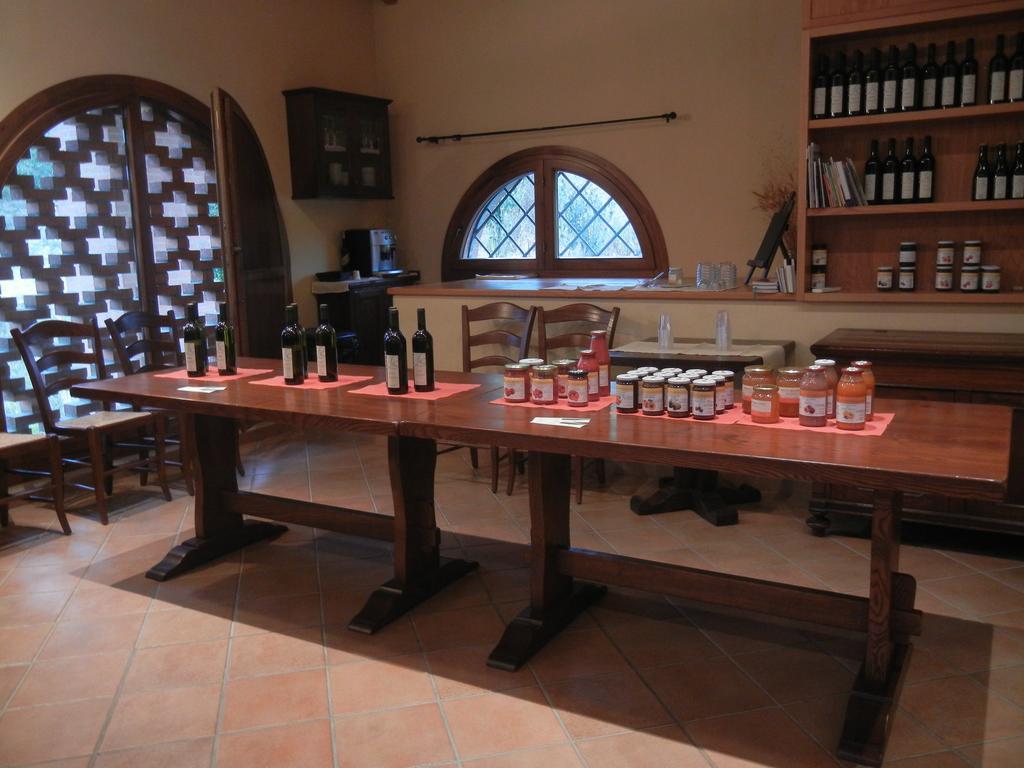 La Colombarola Agriturismo Farneto Zewnętrze zdjęcie